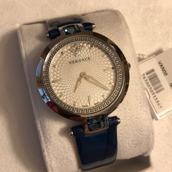 Versace Womens Watch - Picture 4 of 16